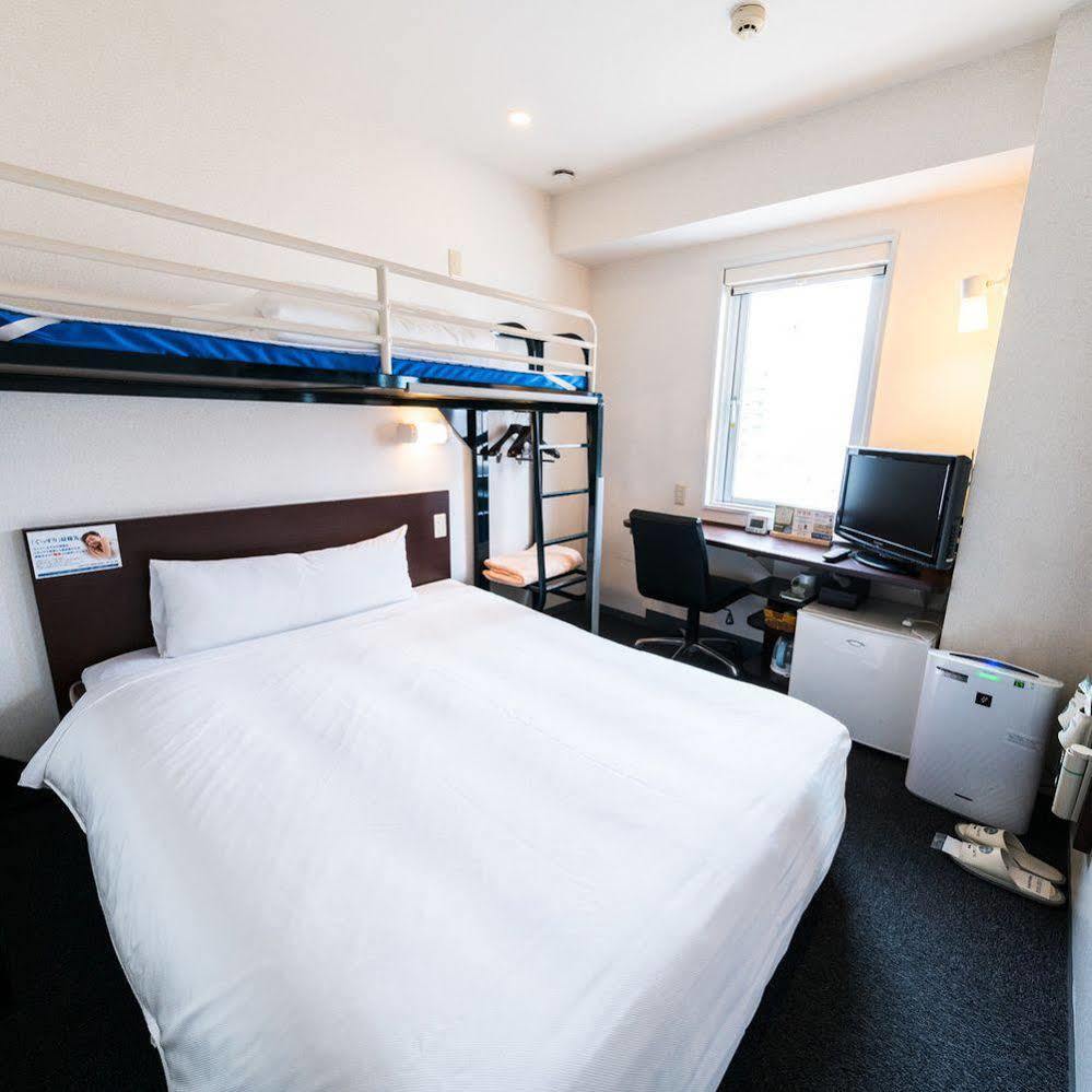 Super Hotel Naha Shintoshin Екстериор снимка